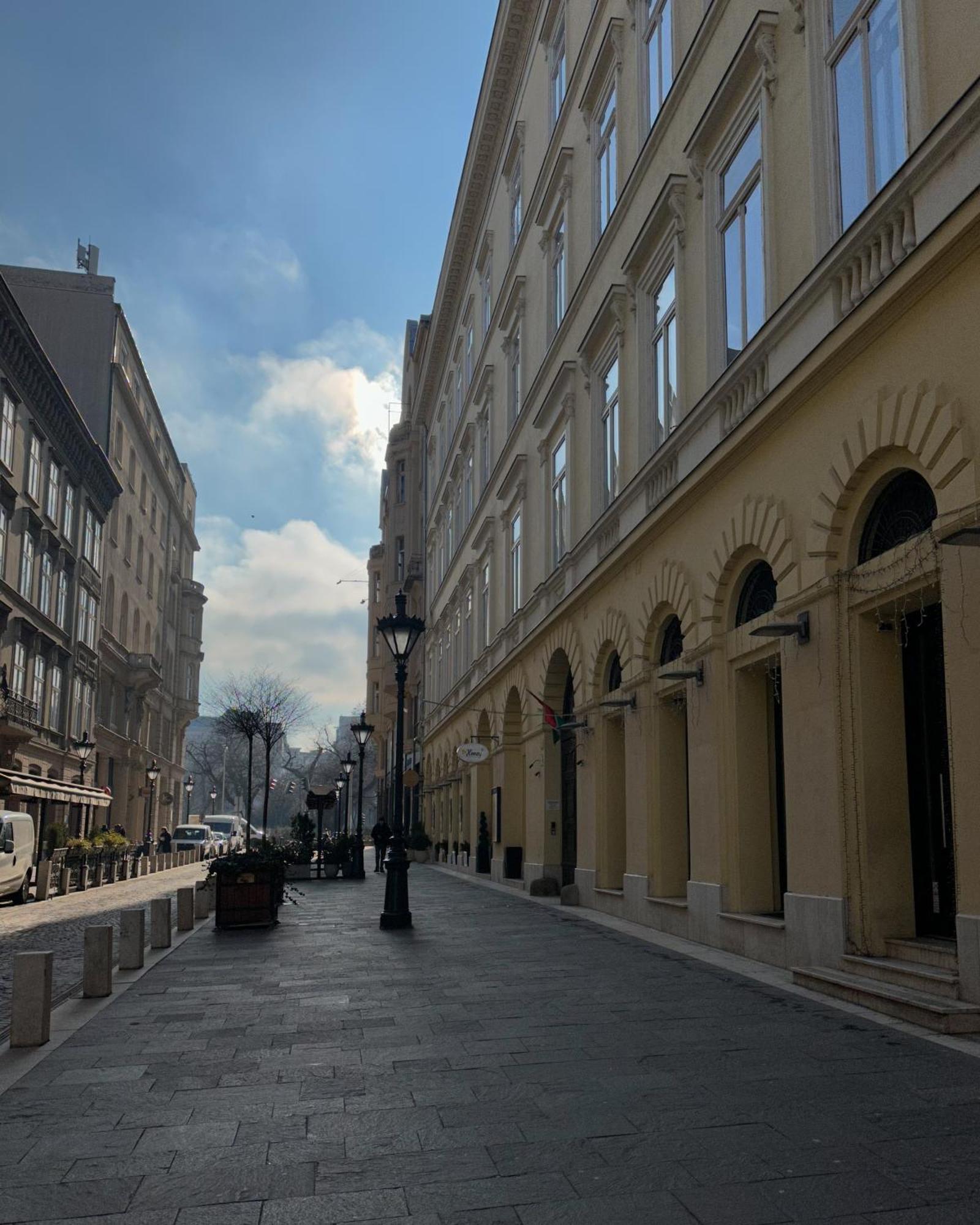 Dolce Vita Basilica Budapest Esterno foto