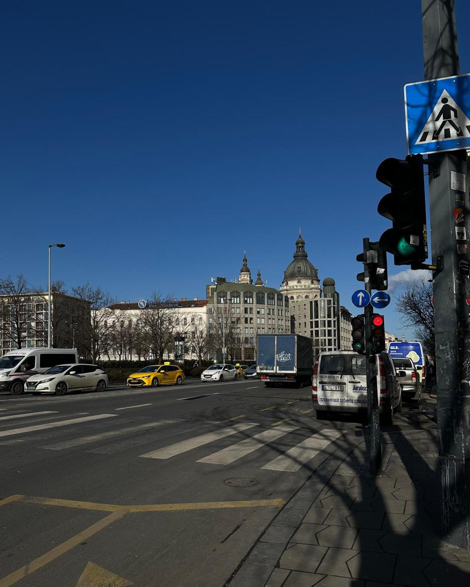 Dolce Vita Basilica Budapest Esterno foto